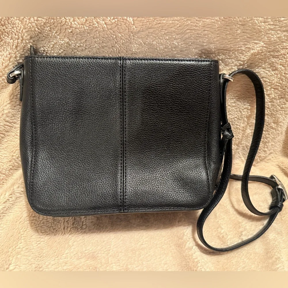 EUC Brighton Crocodile Embossed Leather Crossbody Bag - Picture 9 of 13